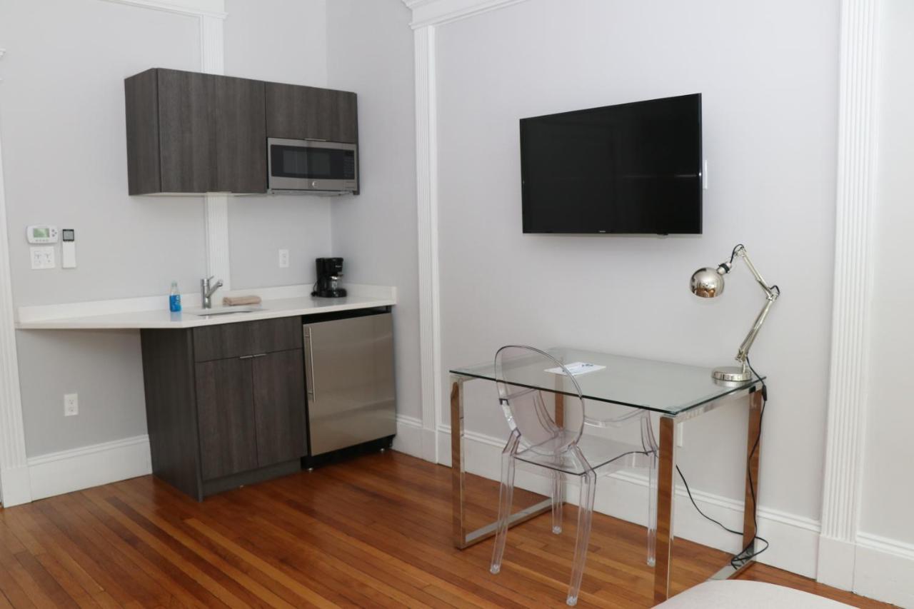 A Stylish Stay W/ A Queen Bed, Heated Floors.. #18 ブルックライン エクステリア 写真